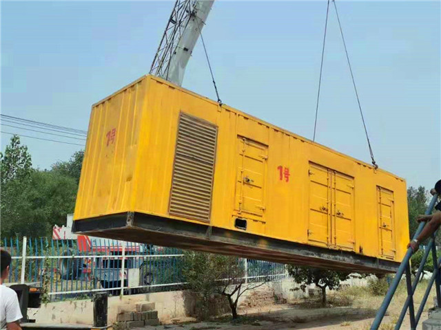 喀喇沁300KW柴油发电机组油耗是多少？